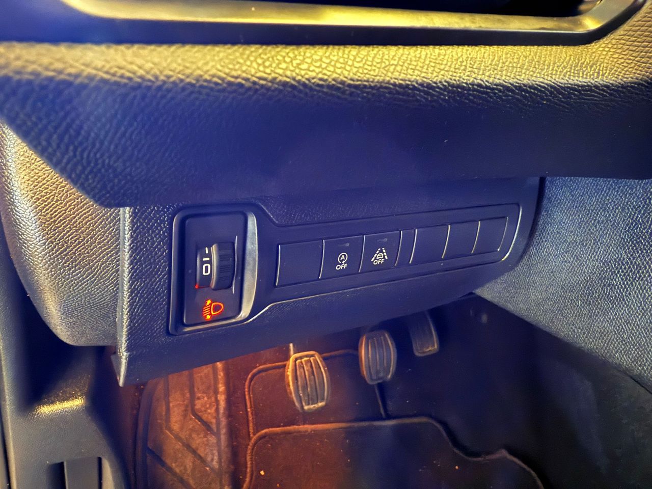 Peugeot 308 SW Allure Pack BlueHDI 130 S&S 12900 - Foto 22