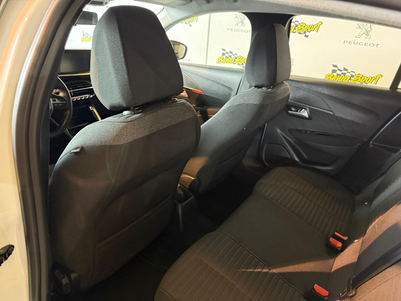 Peugeot 208 BlueHDi 73kW (100CV) Active Pack SE PUEDE VER Y PROBAR EN SENRA SPORT (PEUGEOT) DUMBRIA - Foto 10