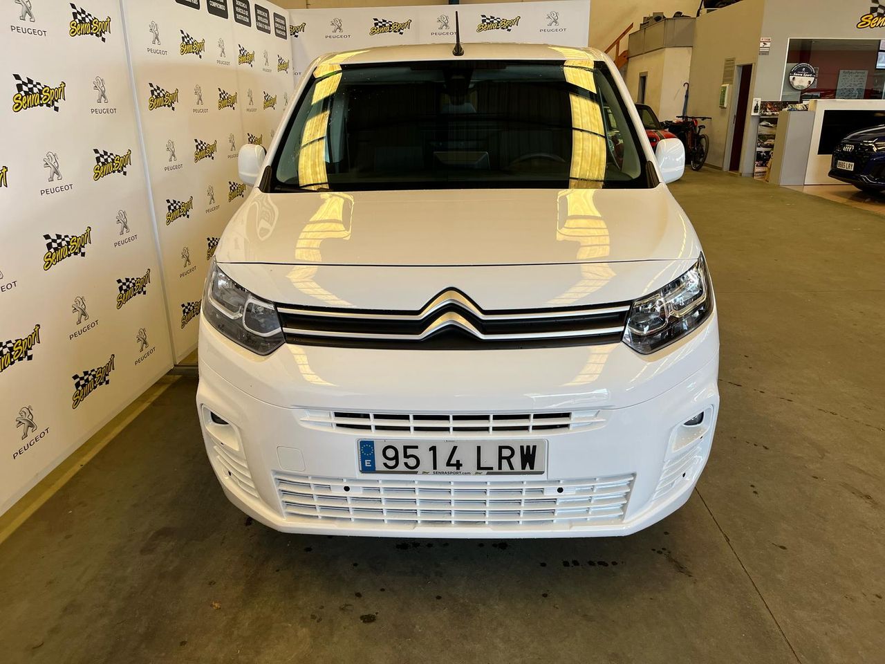 Citroën Berlingo COMERCIAL 2 PLAZAS AUTOMATICA HDI 130CV - Foto 3