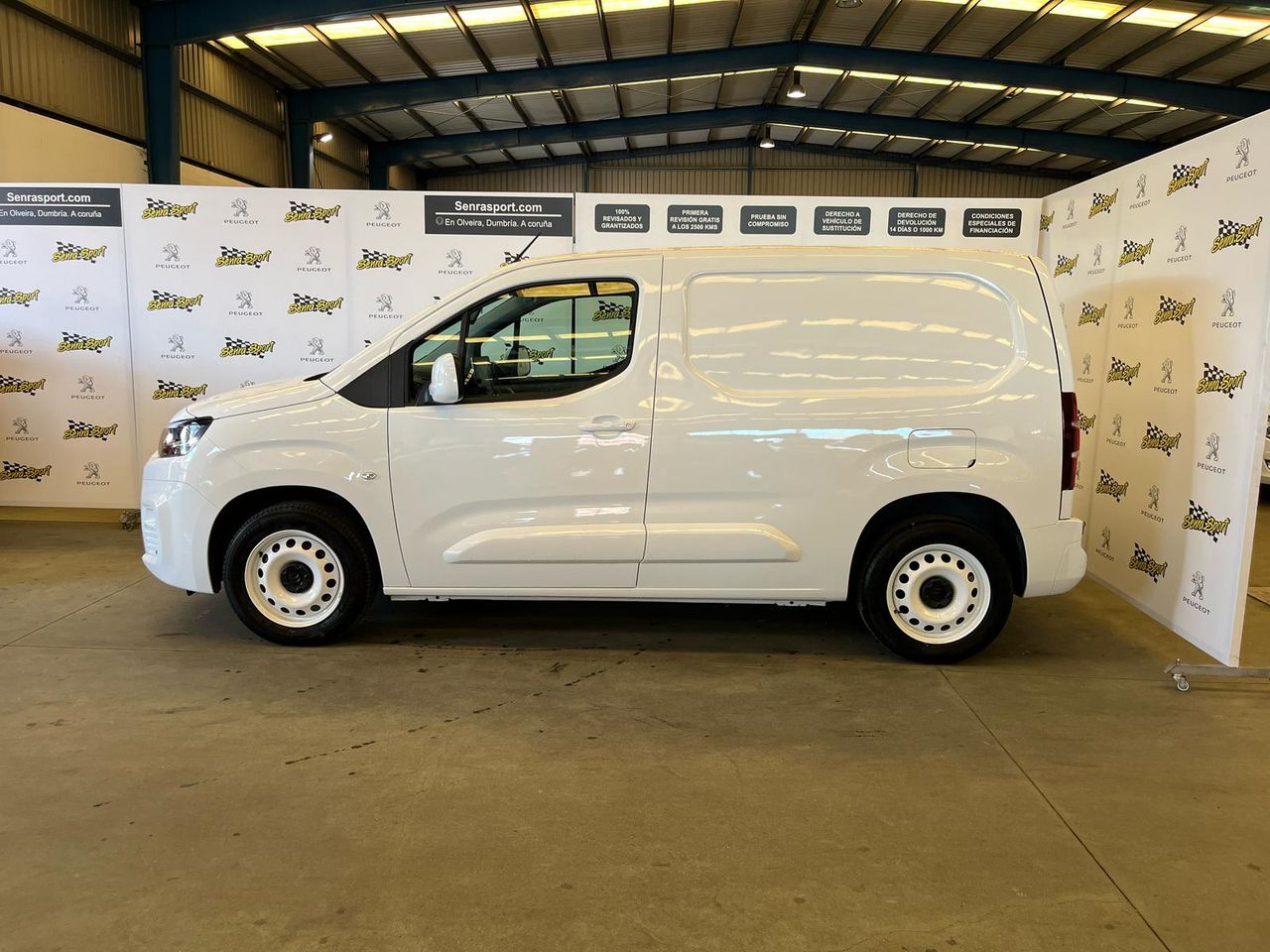 Citroën Berlingo COMERCIAL 2 PLAZAS AUTOMATICA HDI 130CV - Foto 5