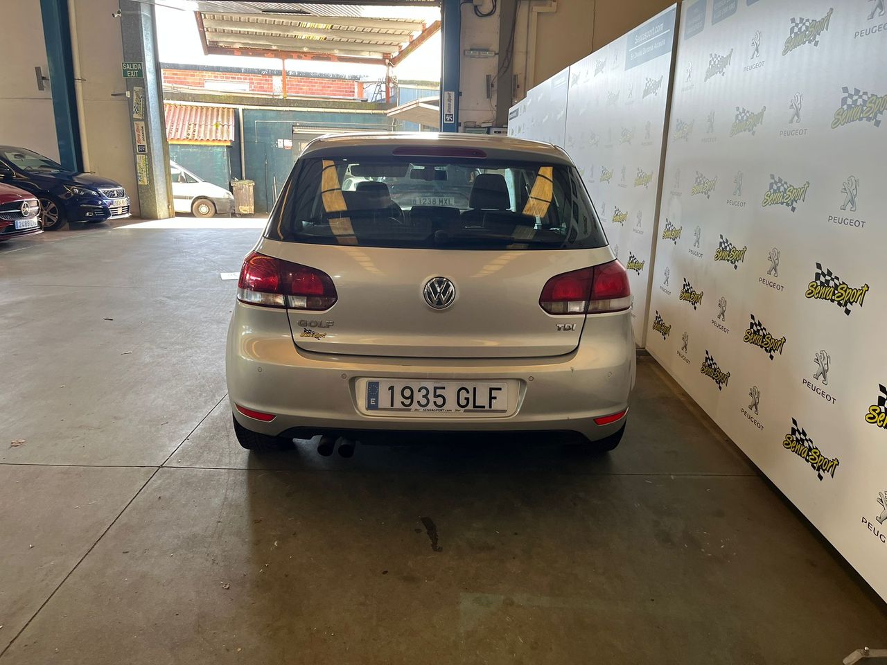 Volkswagen Golf VI 2.0 TDI 110cv DPF Sport - foto 6