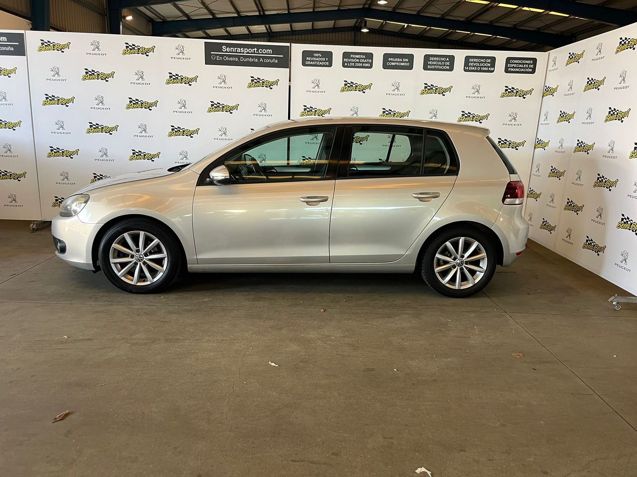 Volkswagen Golf VI 2.0 TDI 110cv DPF Sport - foto 2