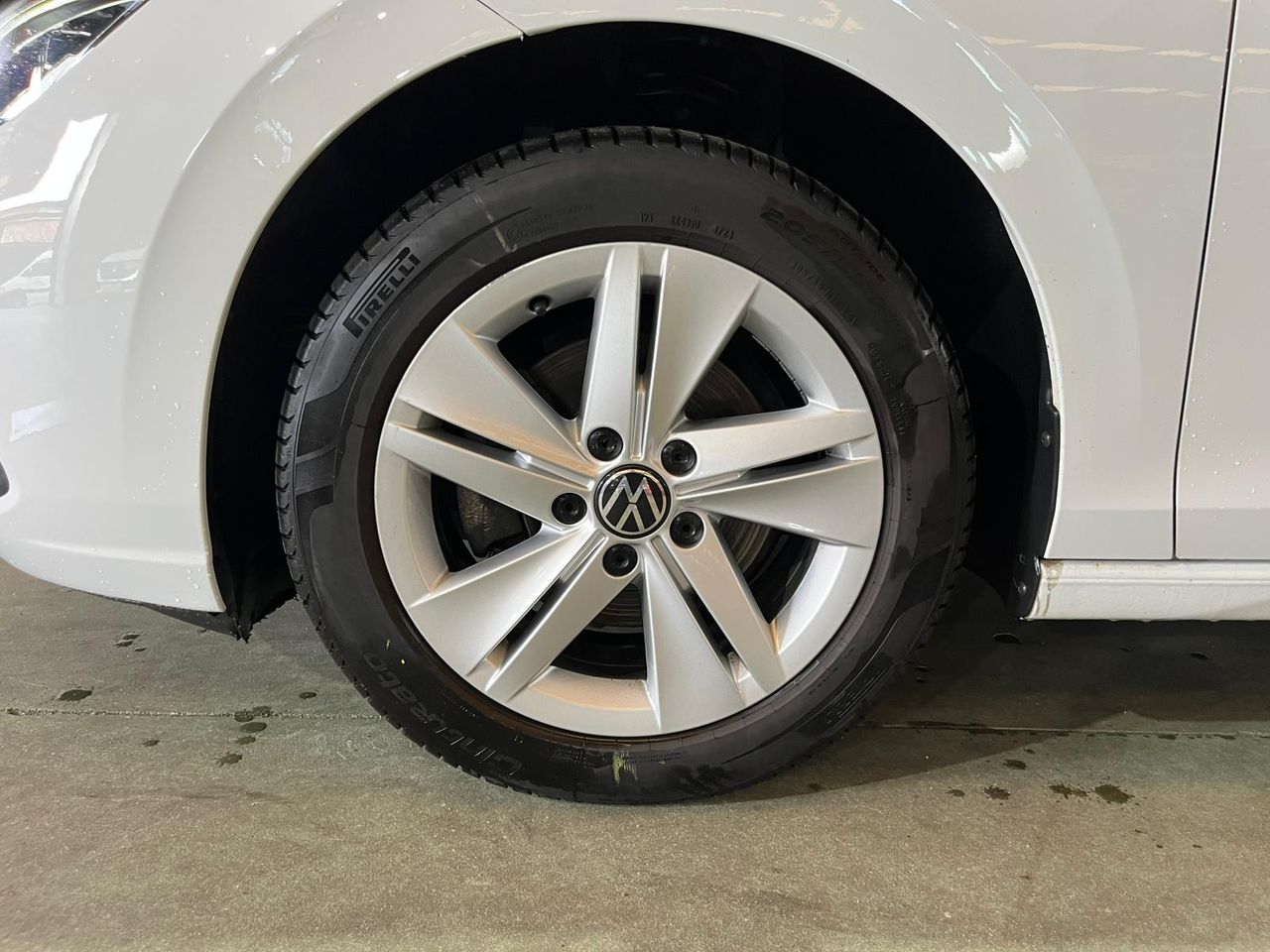 Volkswagen Golf 2.0 TDI 85kW (115CV) - Foto 24