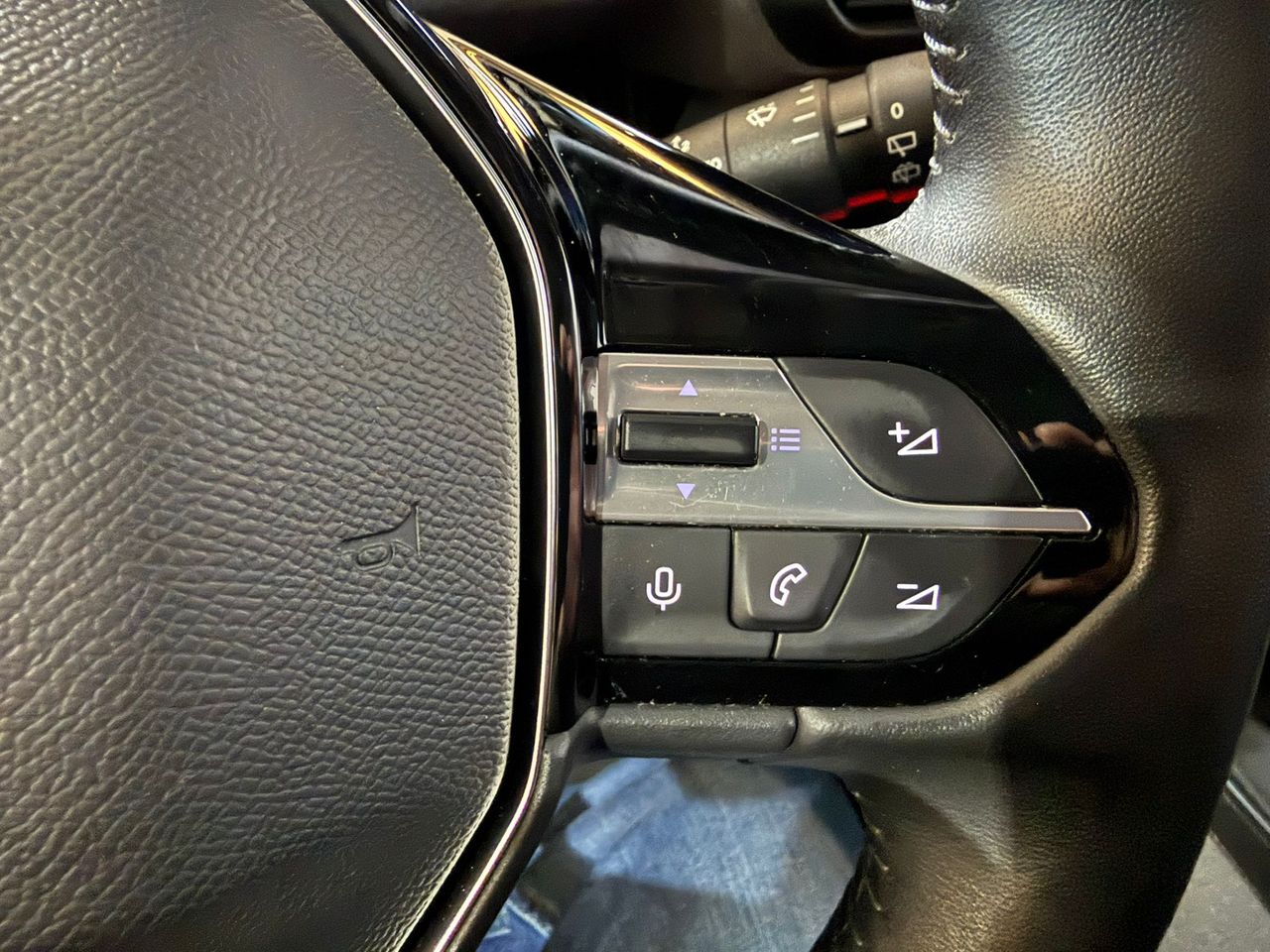 Peugeot Rifter Rifter Allure BlueHDi 100 - Foto 23