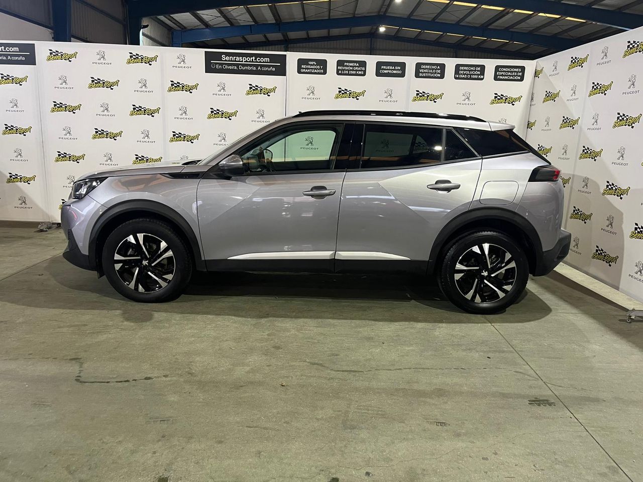 Peugeot 2008 Allure BlueHDI 130 S&S EAT8 - Foto 3