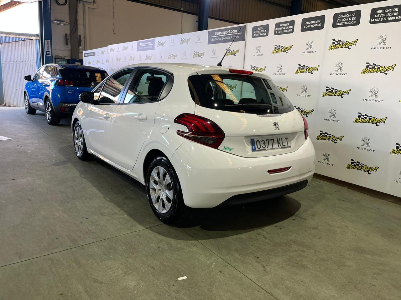 Peugeot 208 5P LIKE 1.6 BlueHDi 55KW (75CV) - Foto 7