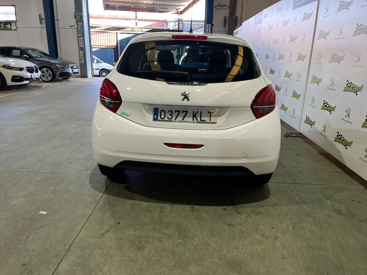 Peugeot 208 5P LIKE 1.6 BlueHDi 55KW (75CV) - Foto 5