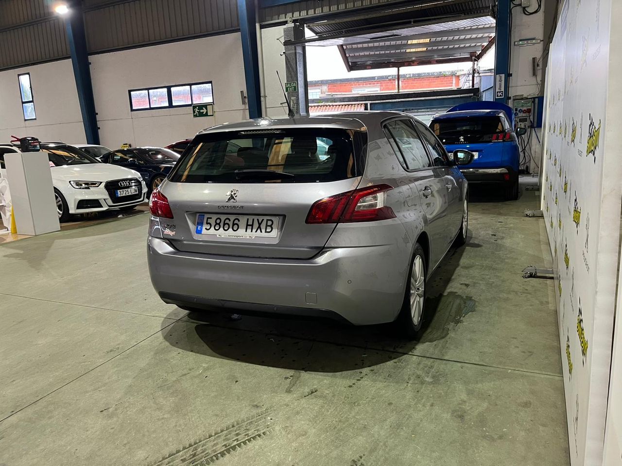 Peugeot 308 Nuevo 308 Active 1.6 BlueHDi 120 - Foto 7