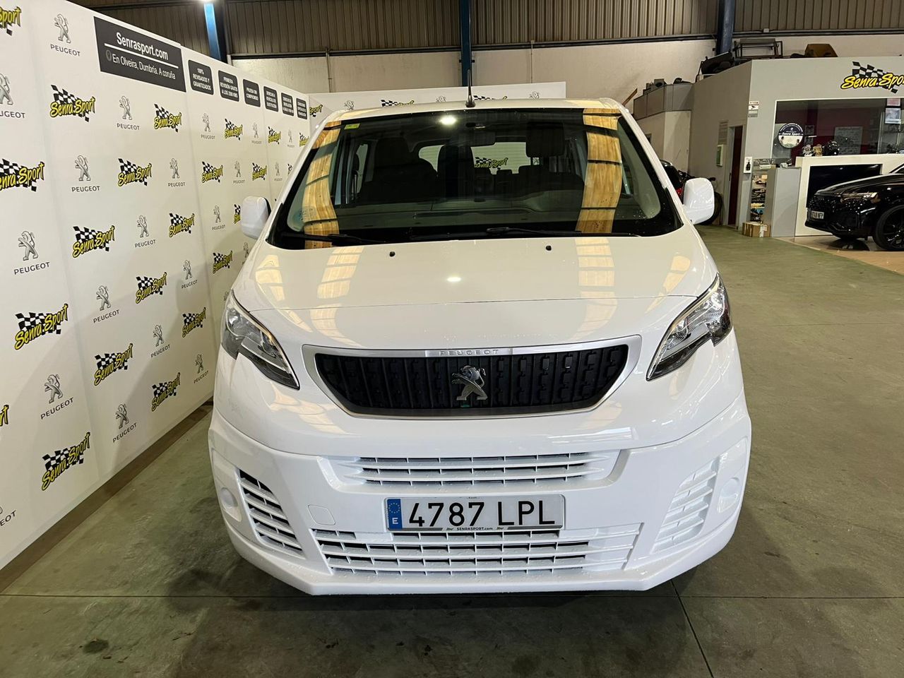 Peugeot Expert COMBI 9 STANDAR 2.0 HDI 145CV - Foto 4