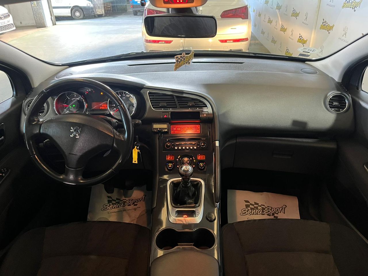 Peugeot 3008 Premium 1.6 HDI 112 FAP - Foto 13