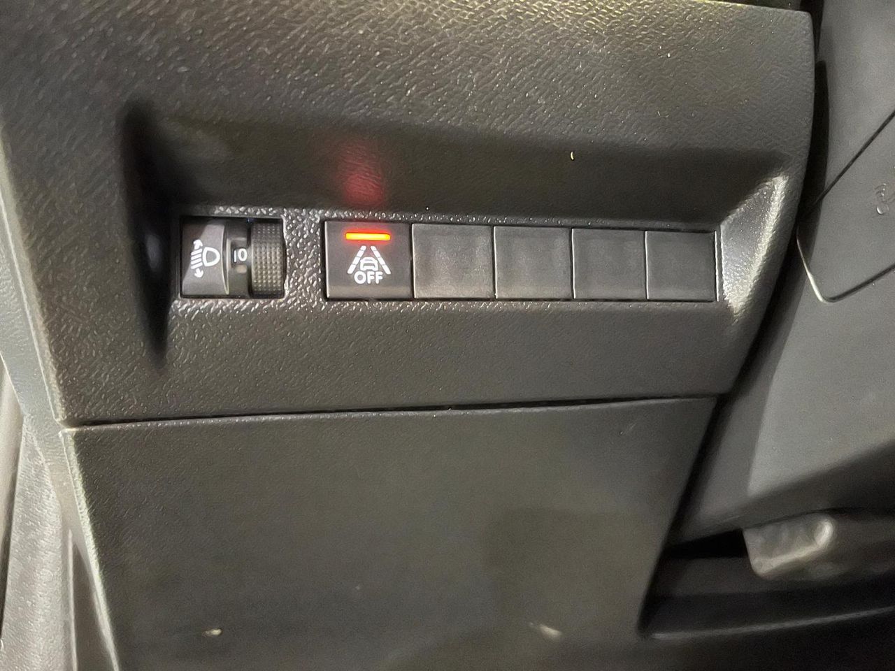 Peugeot 208 BlueHDi 73kW (100CV) Allure Pack - Foto 22