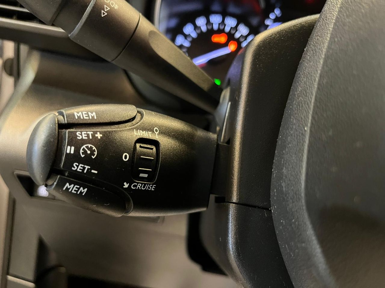 Citroën Berlingo Talla M BlueHDi 130 S&S 6v SHINE - Foto 24