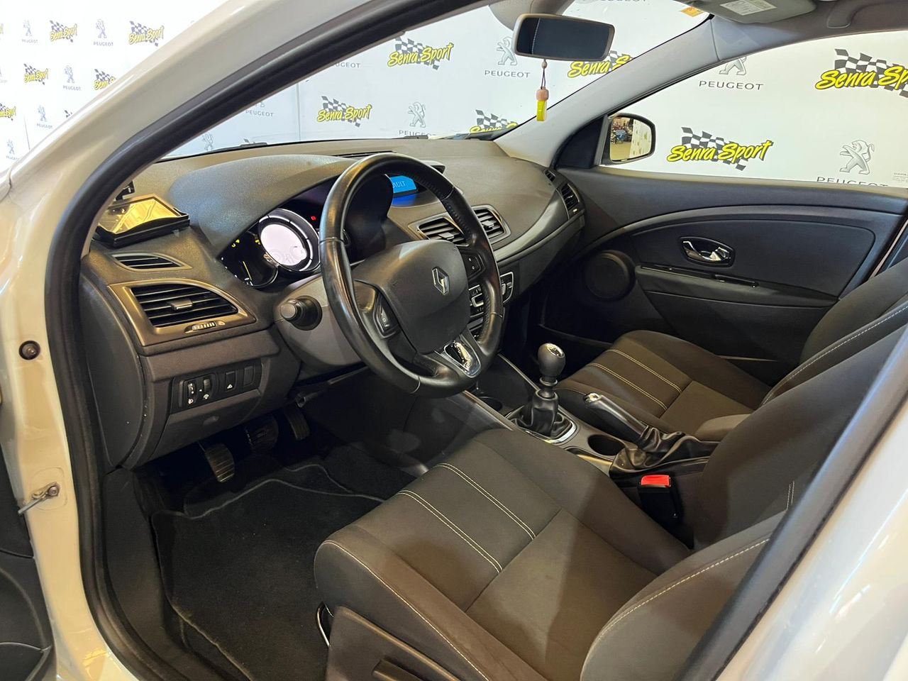 Renault Megane Sport Tourer Bose Energy dCi 110 S&S - Foto 11