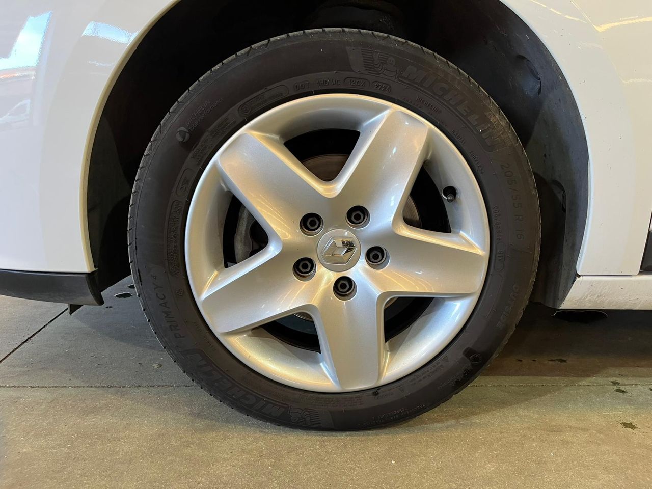 Renault Megane Sport Tourer Bose Energy dCi 110 S&S - Foto 24