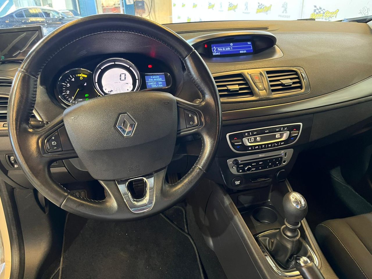 Renault Megane Sport Tourer Bose Energy dCi 110 S&S - Foto 16