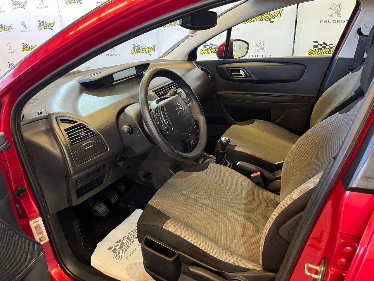 Citroën C4 1.6 HDi 90 Cool - Foto 10