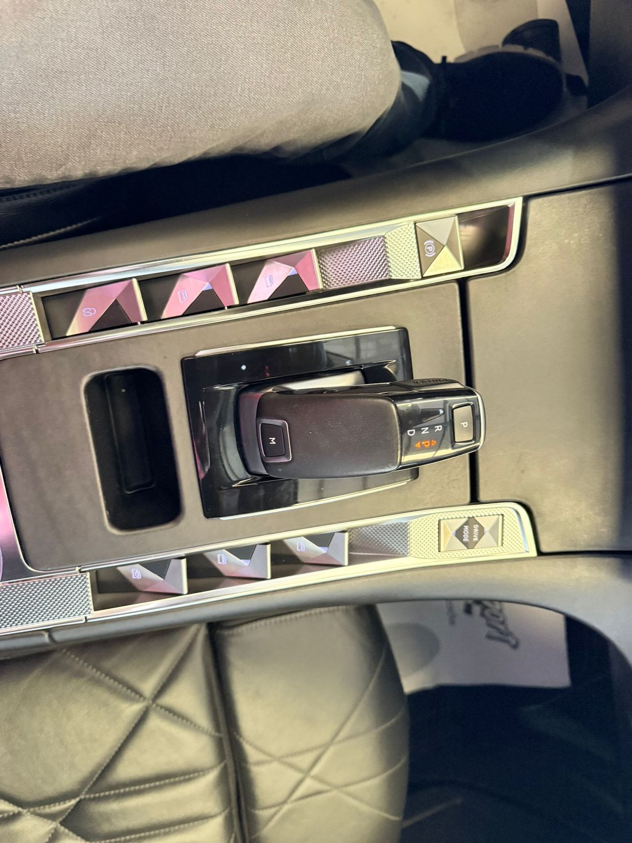 DS DS 7 Crossback BlueHDi 132kW (180CV) Auto. GRAND CHIC - Foto 16