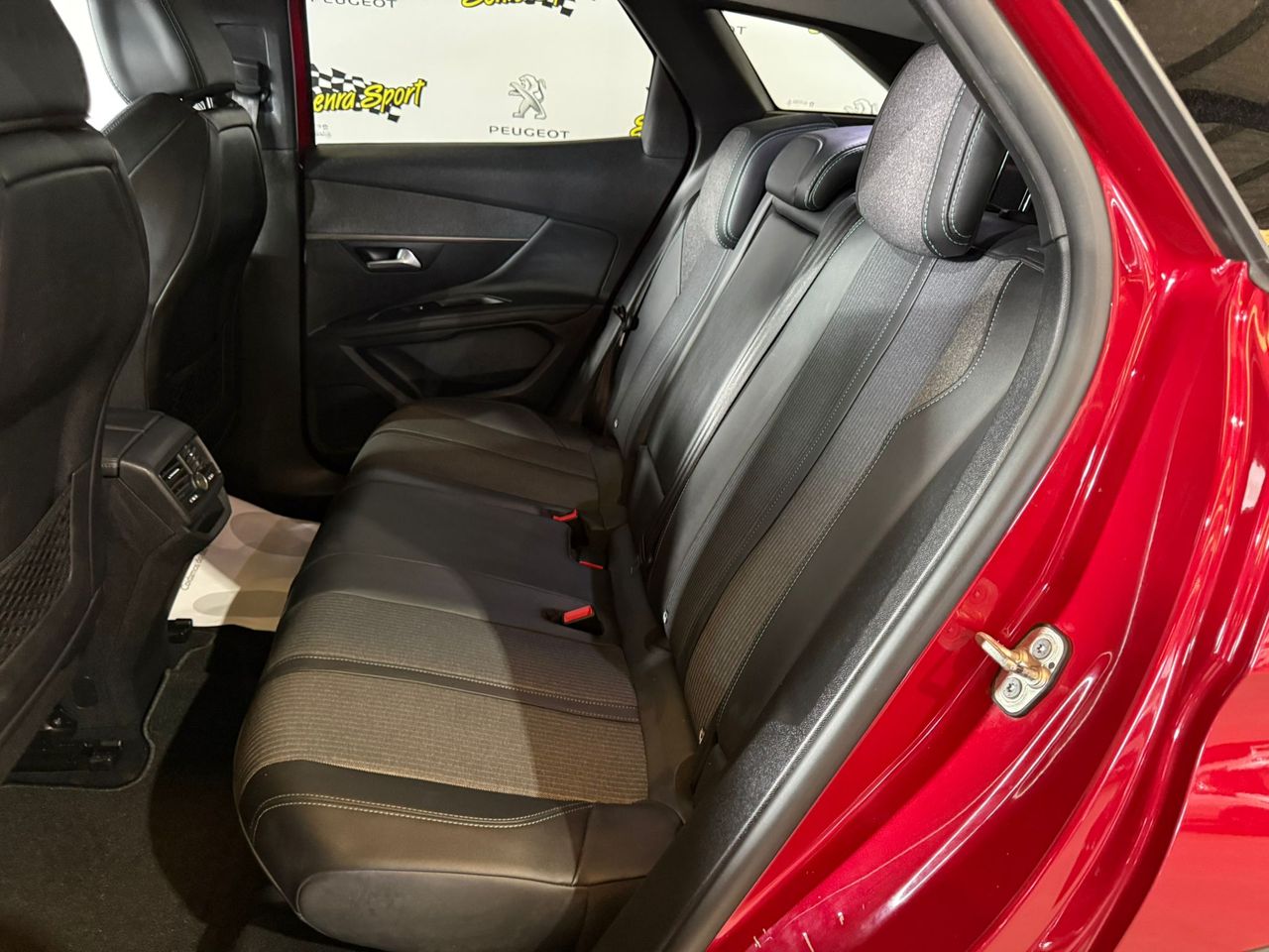 Peugeot 3008 1.5 BlueHDi 96kW S&S Allure Pack EAT8 - Foto 9