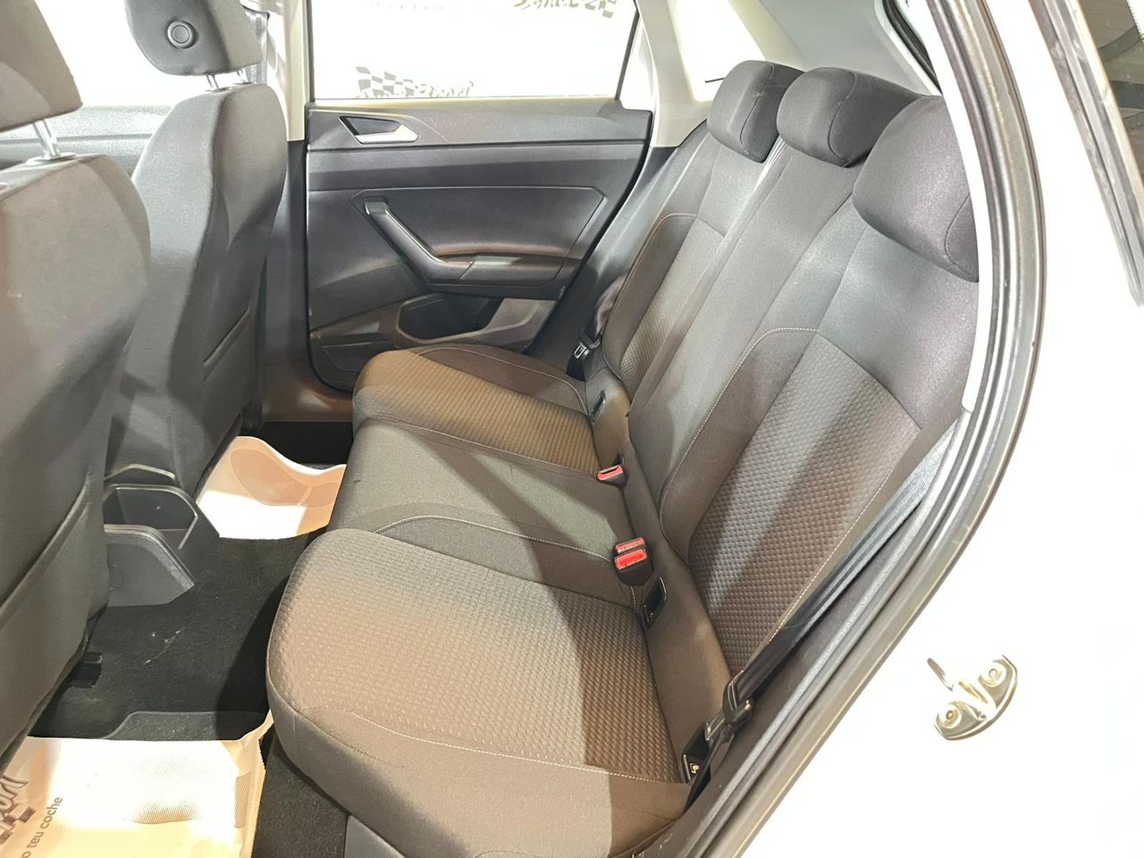 Volkswagen Polo Advance 1.6 TDI 70kW (95CV) - Foto 14