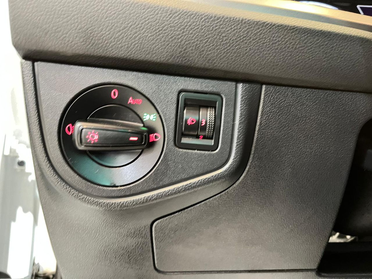 Volkswagen Polo Advance 1.6 TDI 70kW (95CV) - Foto 22