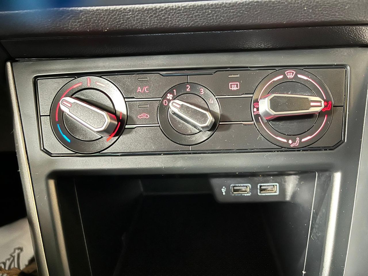 Volkswagen Polo Advance 1.6 TDI 70kW (95CV) - Foto 21