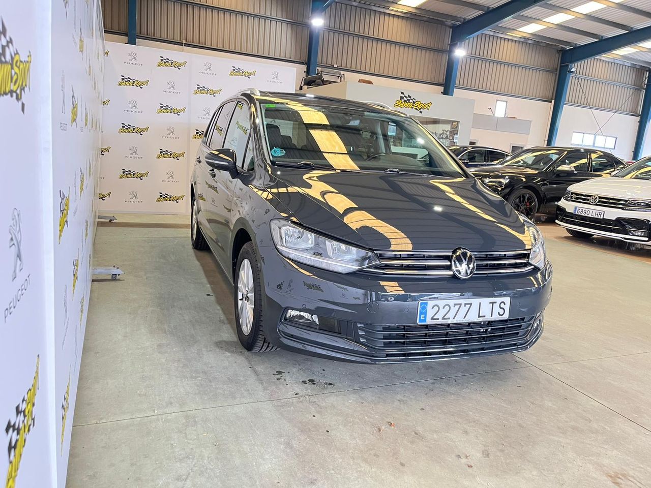 Volkswagen Touran Advance 2.0 TDI 110kW (150CV) DSG - Foto 7