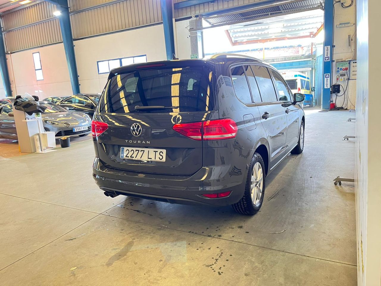 Volkswagen Touran Advance 2.0 TDI 110kW (150CV) DSG - Foto 5