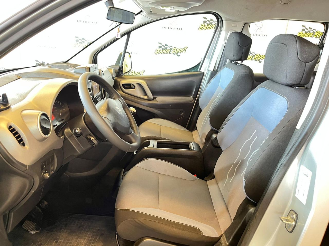 Peugeot Partner TEPEE Active 1.6 BlueHDi 100 - Foto 18