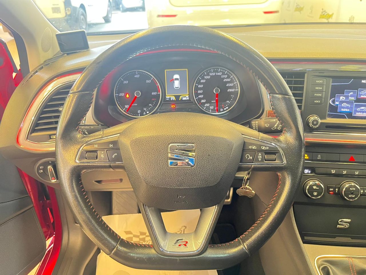 Seat Leon 2.0 TDI 150CV FR - Foto 14