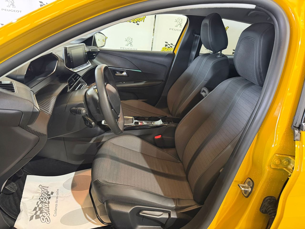 Peugeot 208 BlueHDi 73kW (100CV) Allure - Foto 10
