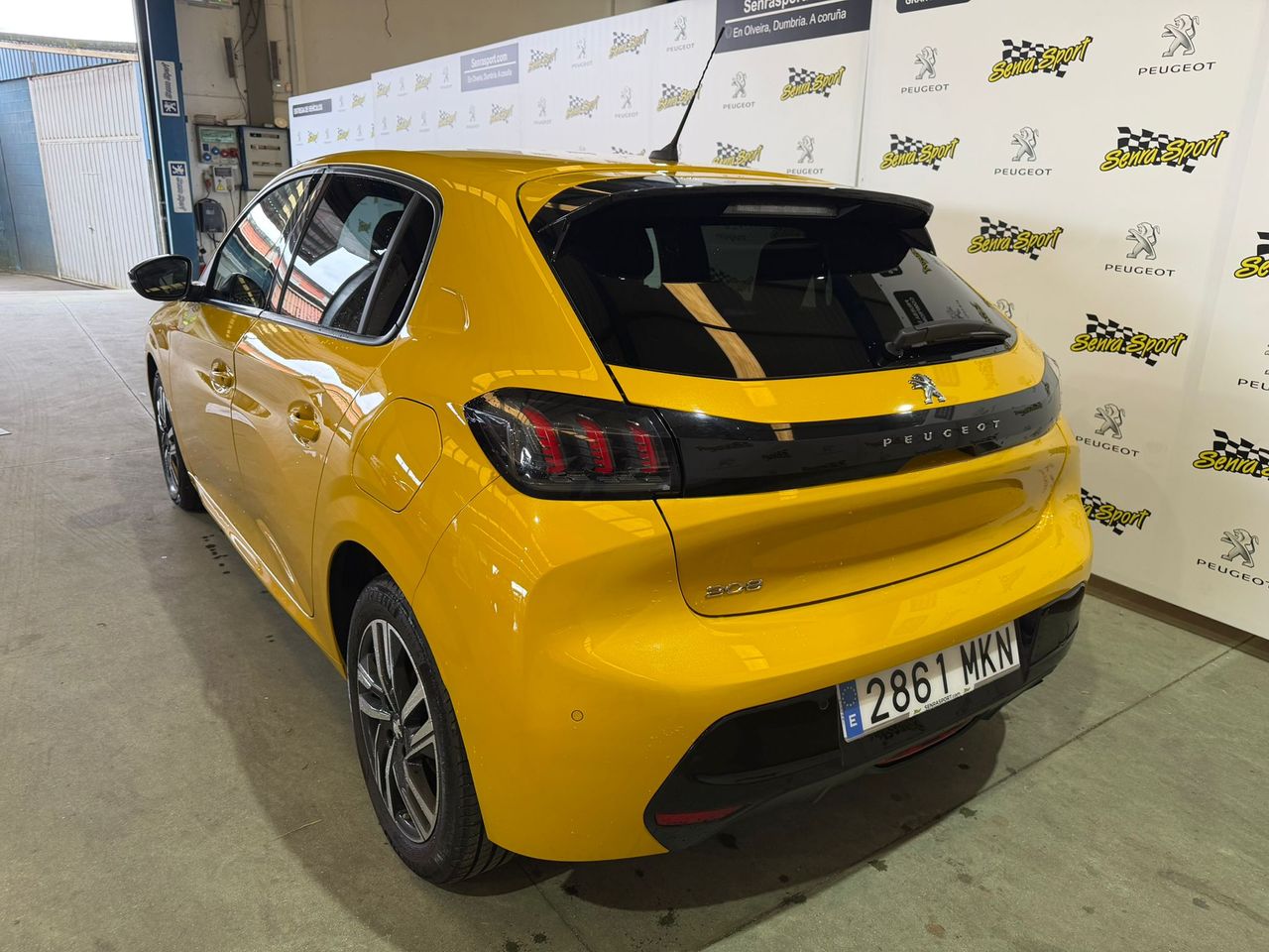 Peugeot 208 BlueHDi 73kW (100CV) Allure - Foto 6