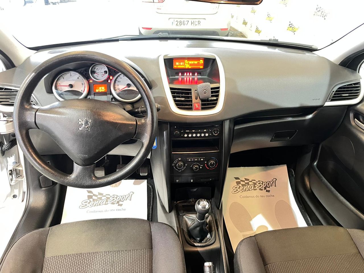 Peugeot 207 ACTIVE 1.6 HDI 92 FAP - Foto 11