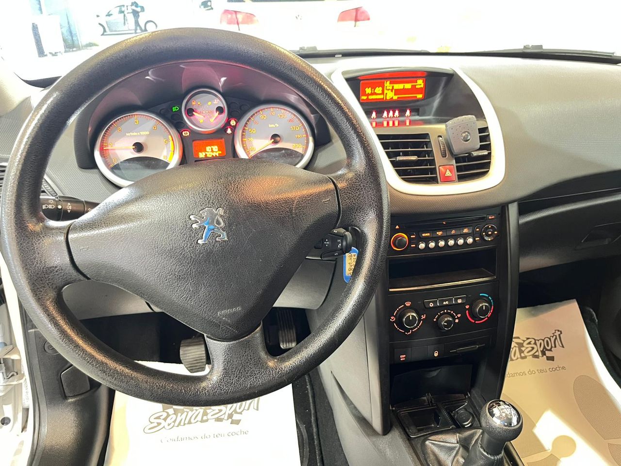 Peugeot 207 ACTIVE 1.6 HDI 92 FAP - Foto 14