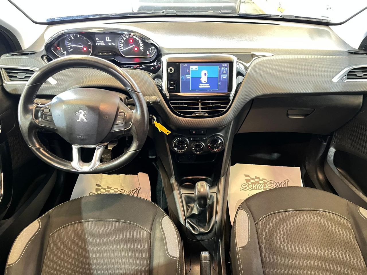 Peugeot 208 5P STYLE 1.6 BlueHDi 55KW (75CV) - Foto 11