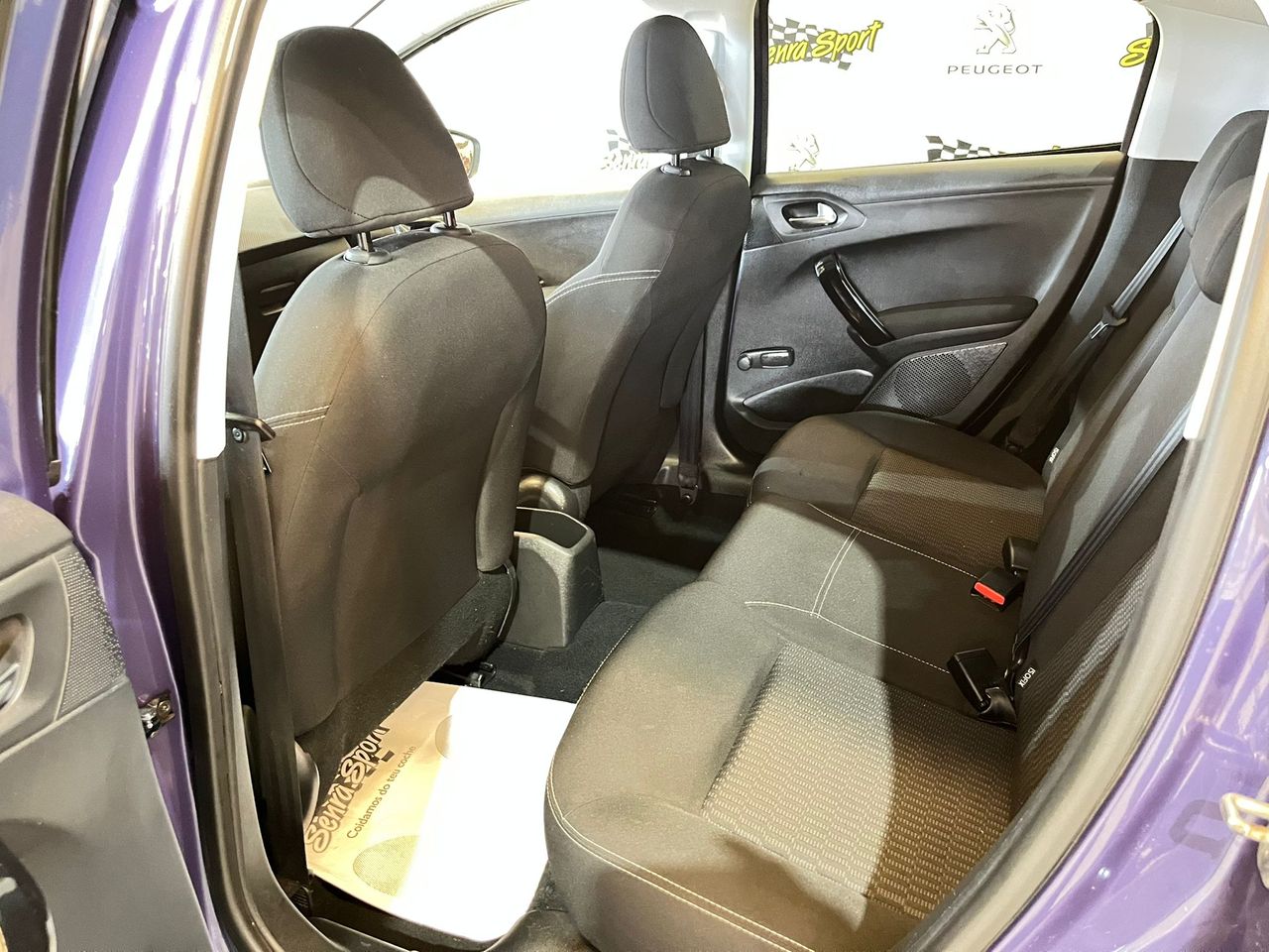 Peugeot 208 5P STYLE 1.6 BlueHDi 55KW (75CV) - Foto 12