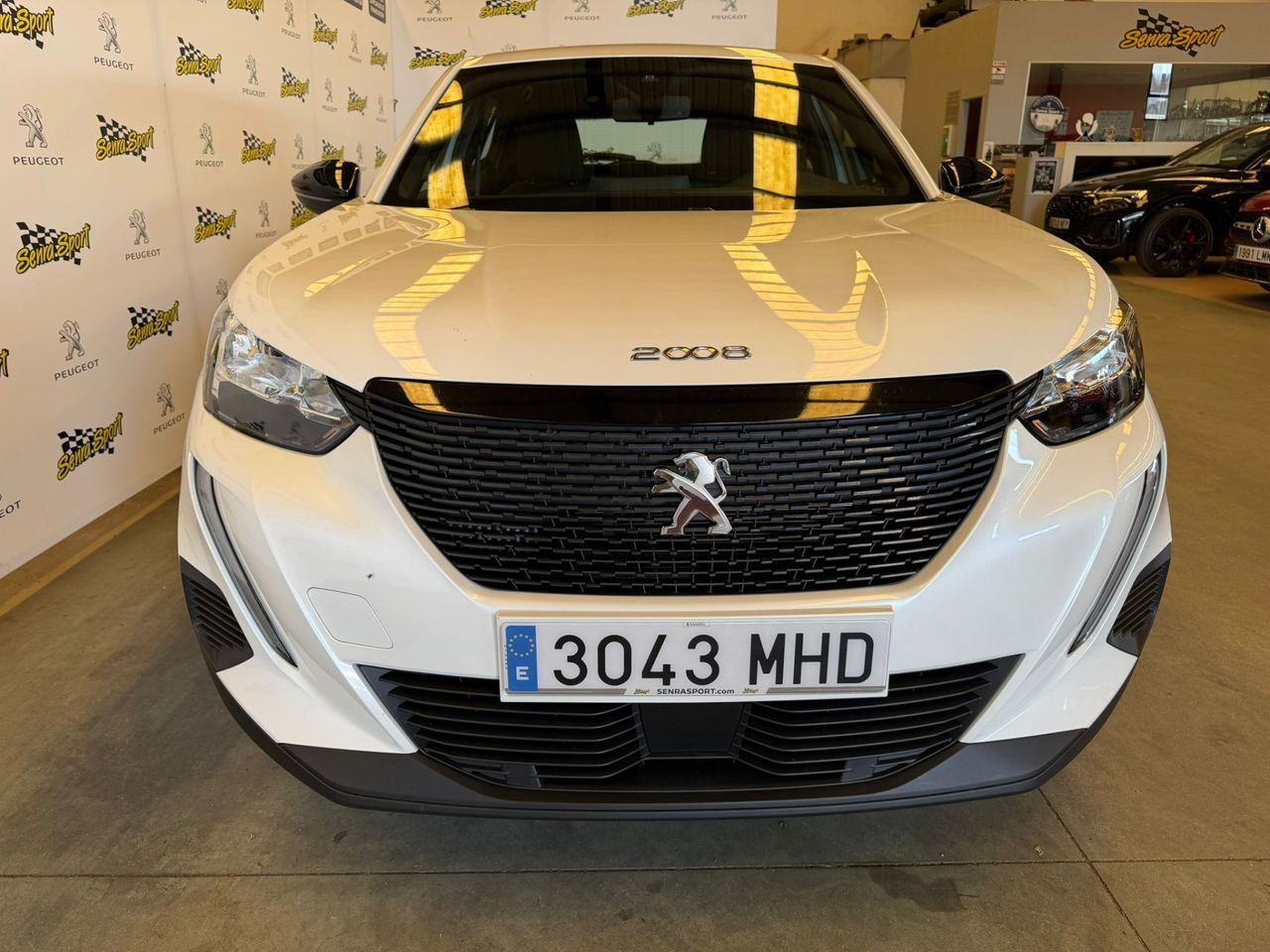 Peugeot 2008 Active Pack BlueHDI 130 S&S EAT8 - Foto 4