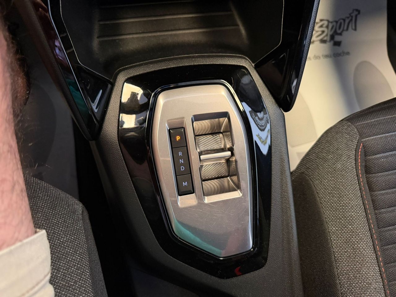 Peugeot 2008 Active Pack BlueHDI 130 S&S EAT8 - Foto 17