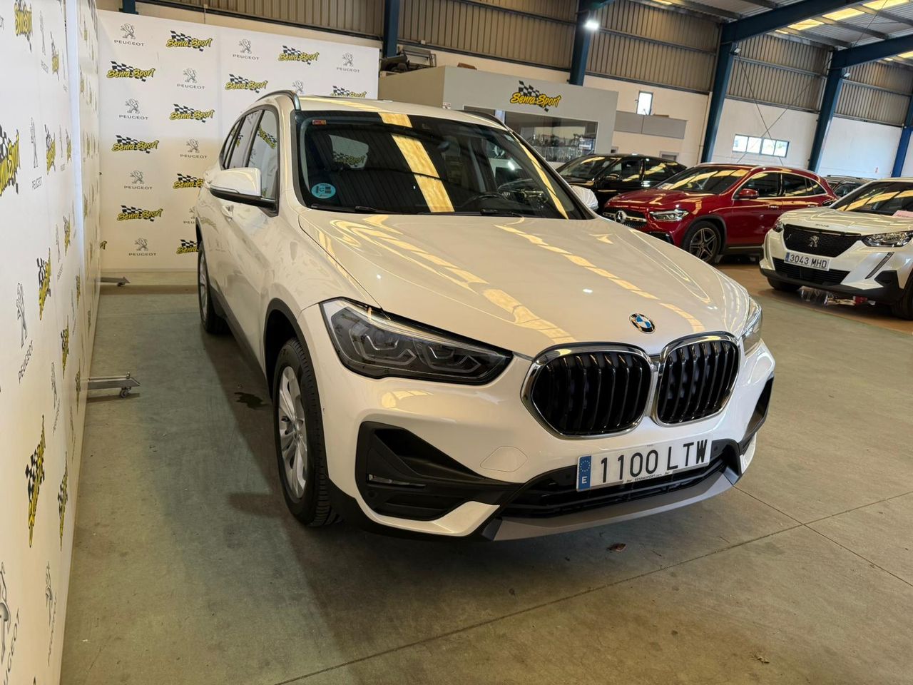 BMW X1 sDrive18dA Corporate - Foto 6