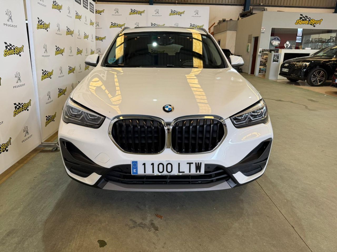 BMW X1 sDrive18dA Corporate - Foto 4