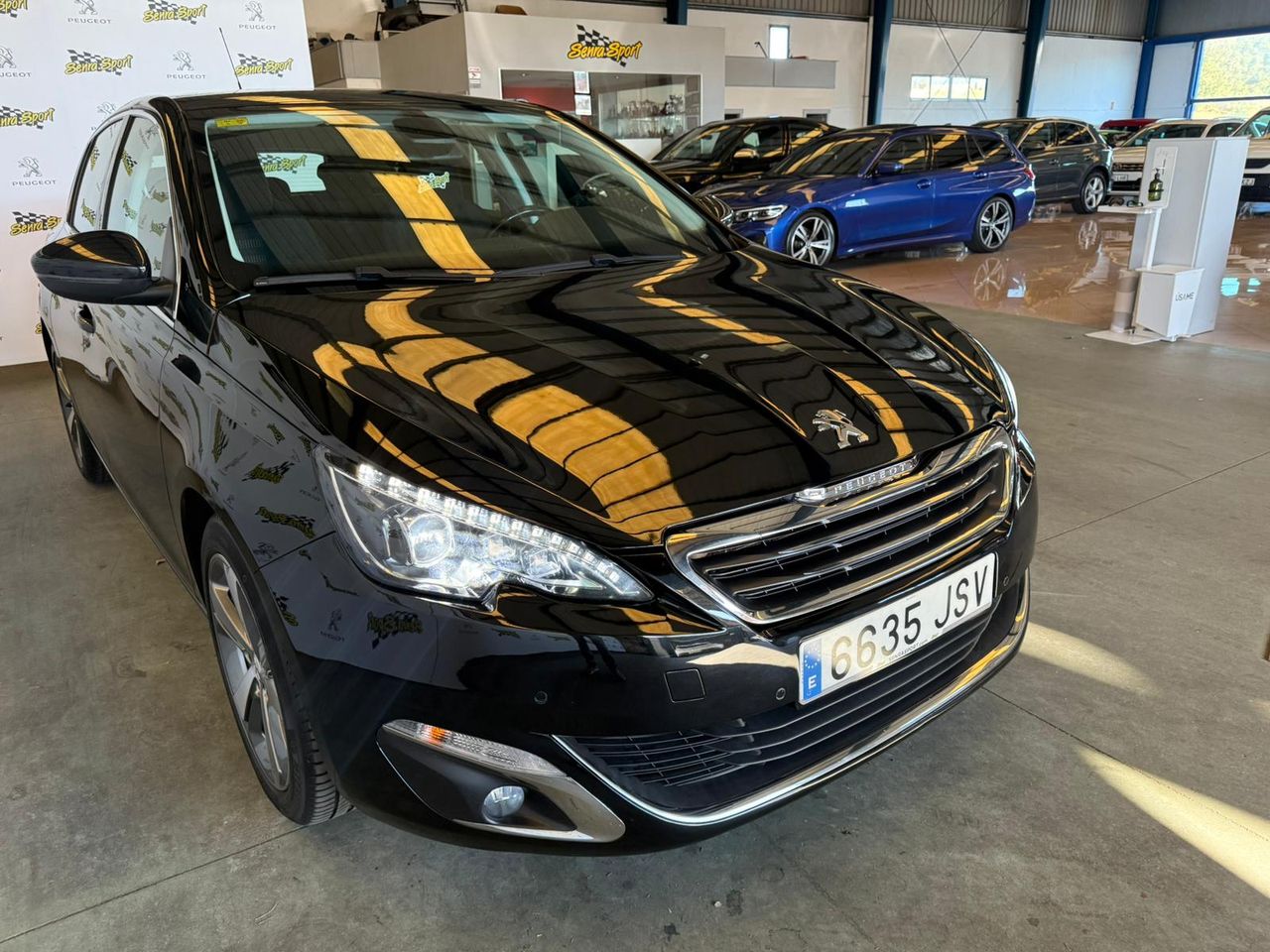 Peugeot 308 5p Allure 2.0 BlueHDi 150 SE PUEDE VER Y PROBAR EN SENRA SPORT (PEUGEOT) DUMBRIA - Foto 3