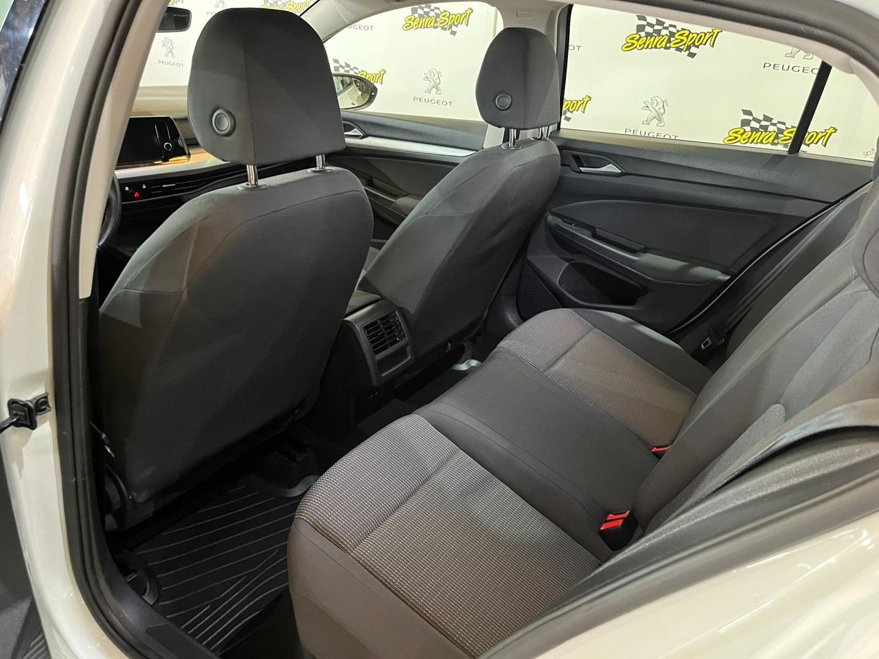 Volkswagen Golf 2.0 TDI 85kW (115CV) - Foto 10