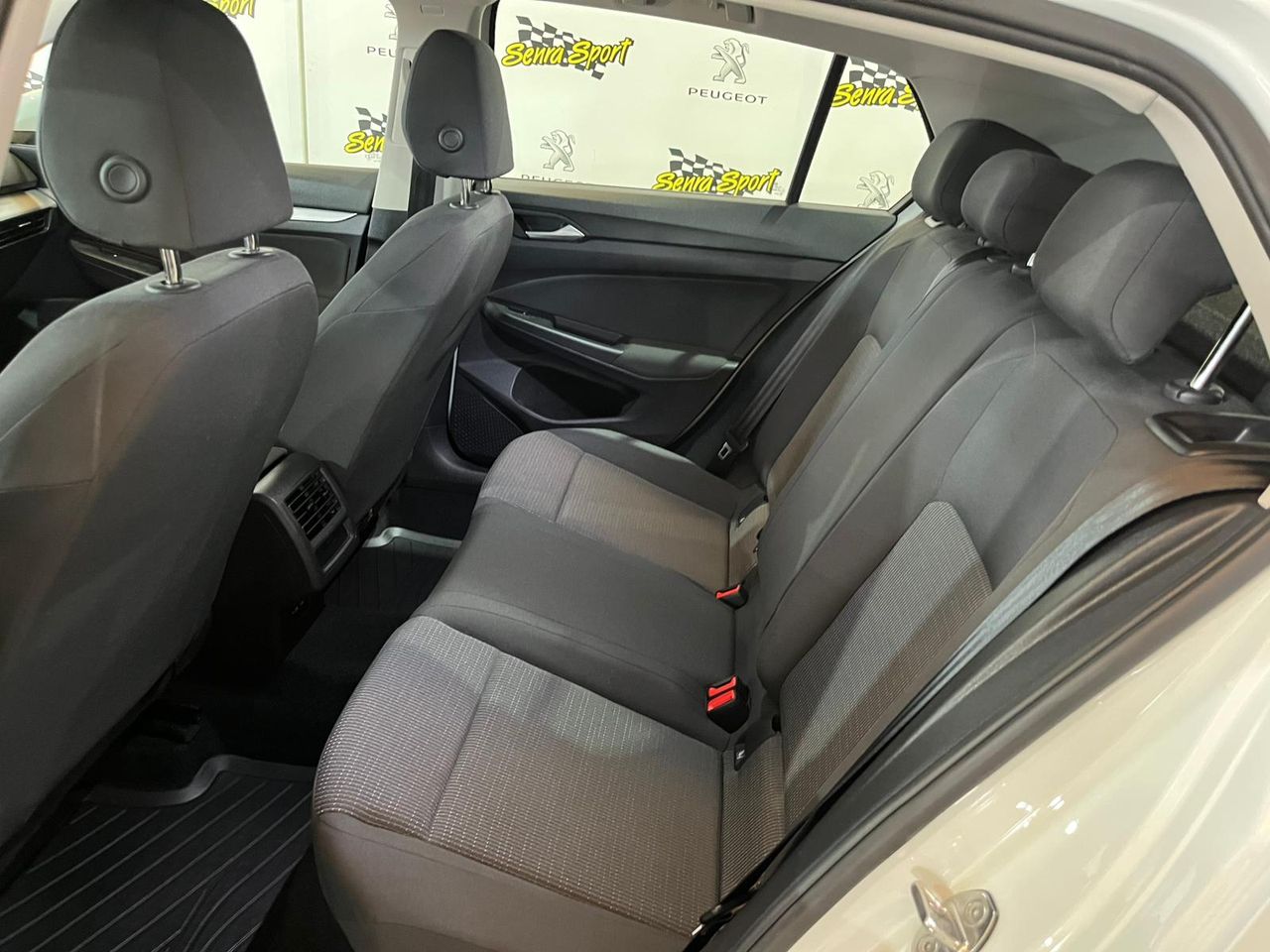 Volkswagen Golf 2.0 TDI 85kW (115CV) - Foto 12