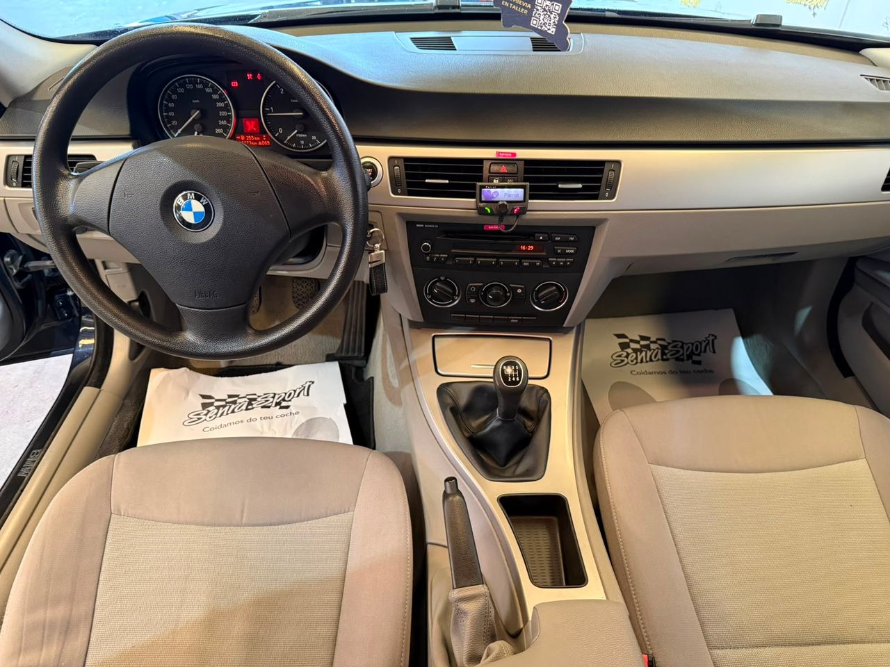 BMW Serie 3 318d - Foto 13