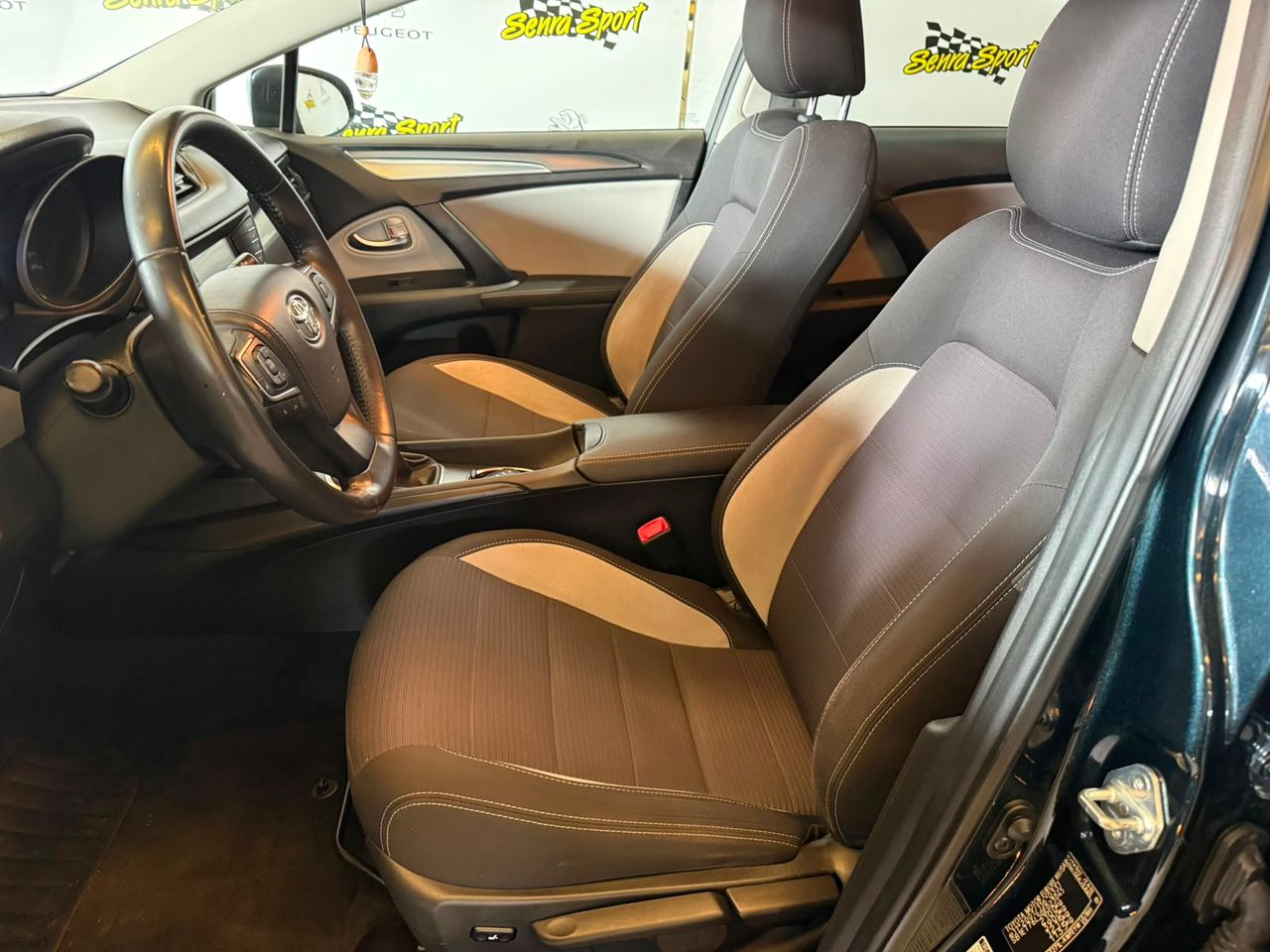 Toyota Avensis 2.0 150D BUSINESS ADVANCE TS - Foto 10