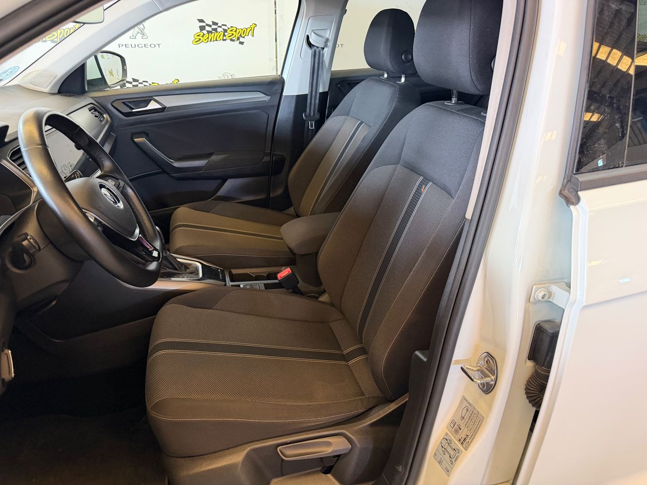 Volkswagen T-Roc Advance R-Line 1.5 TSI 110kW (150CV) DSG - Foto 12