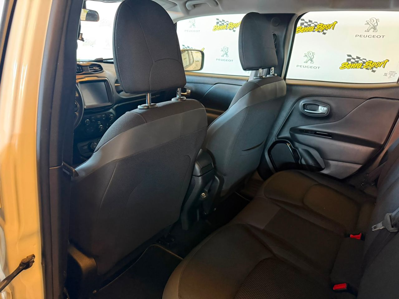Jeep Renegade 2.0Mjet Night Eagle II 4x4 103kW AD - Foto 12