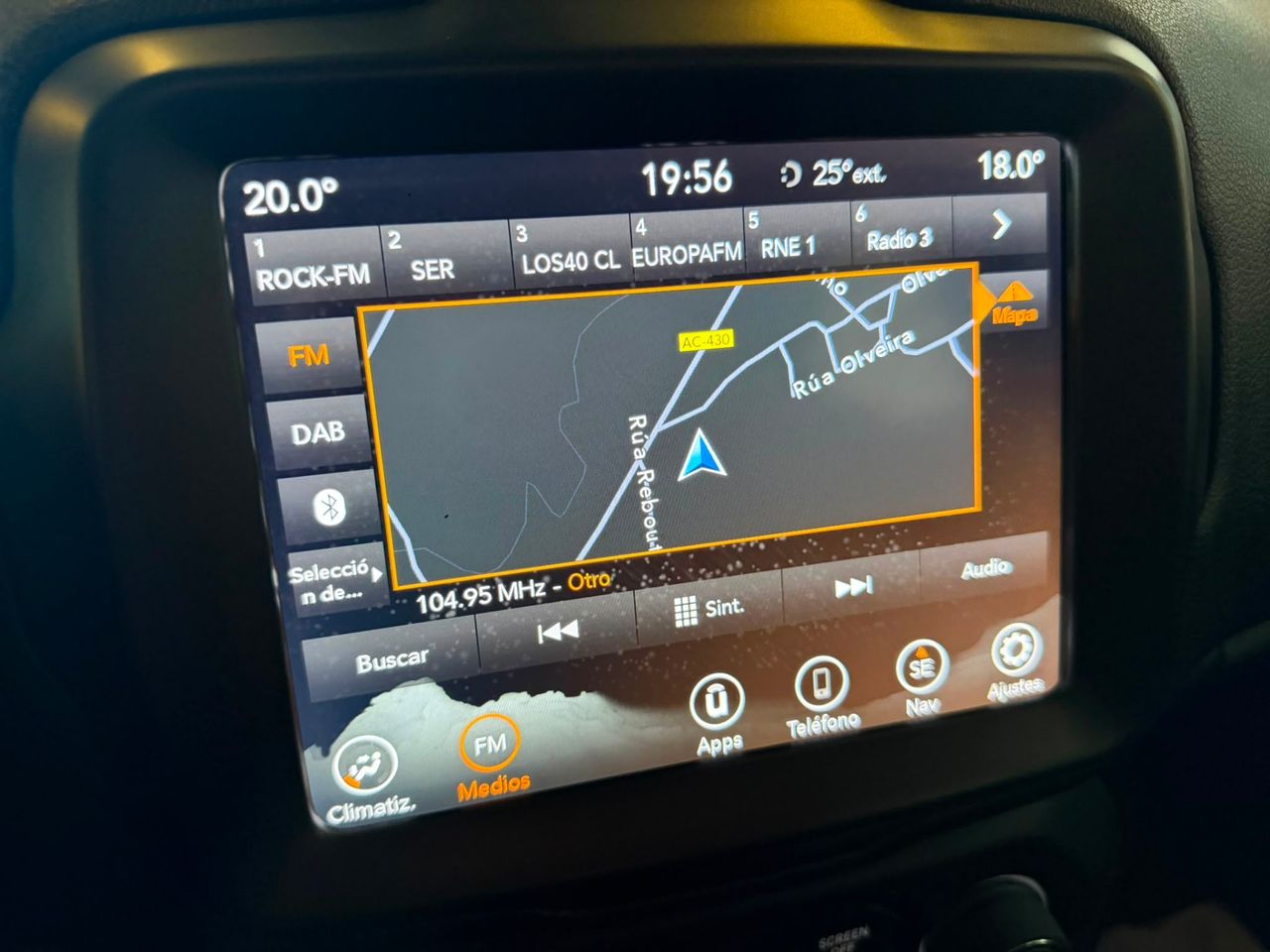 Jeep Renegade 2.0Mjet Night Eagle II 4x4 103kW AD - Foto 22