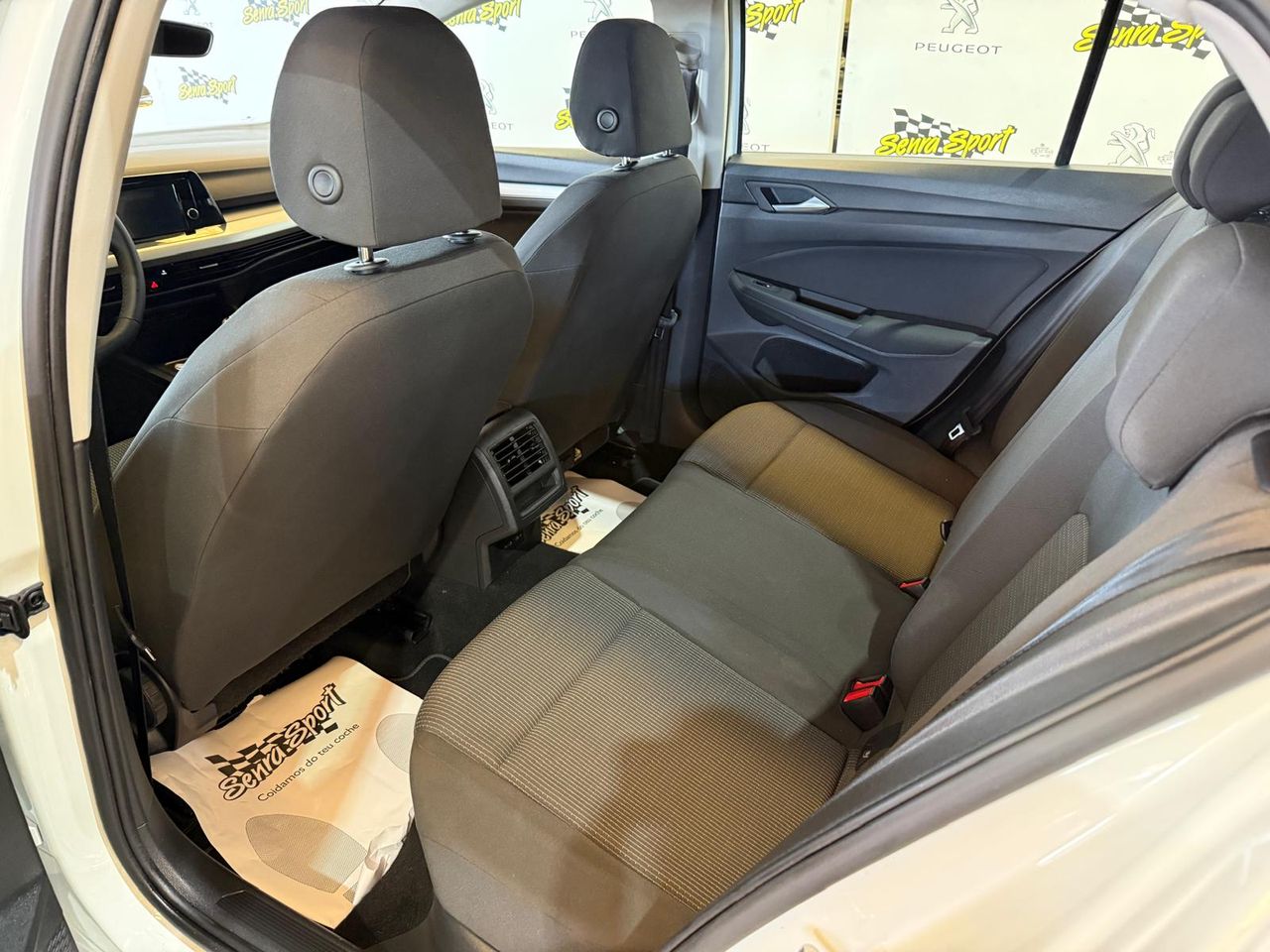 Volkswagen Golf 2.0 TDI 85kW (115CV) - Foto 12
