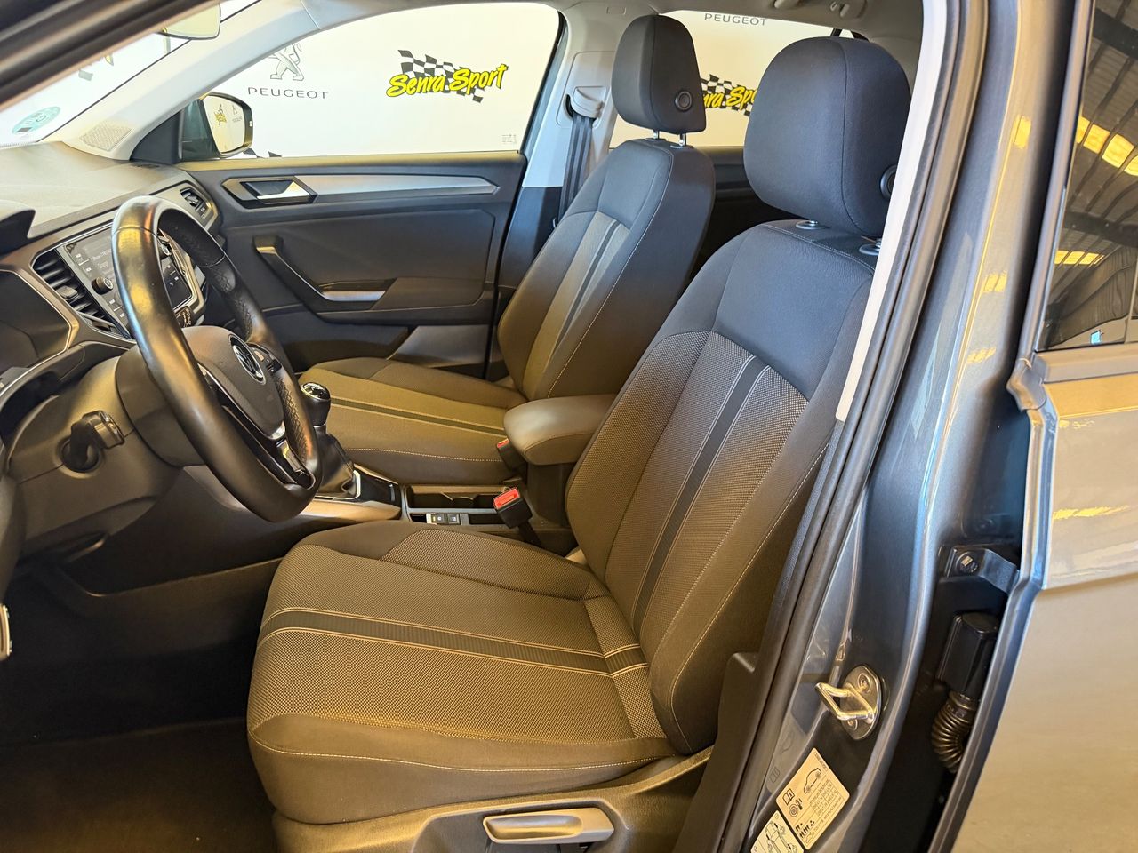 Volkswagen T-Roc Advance 2.0 TDI 85kW (115CV) - Foto 13