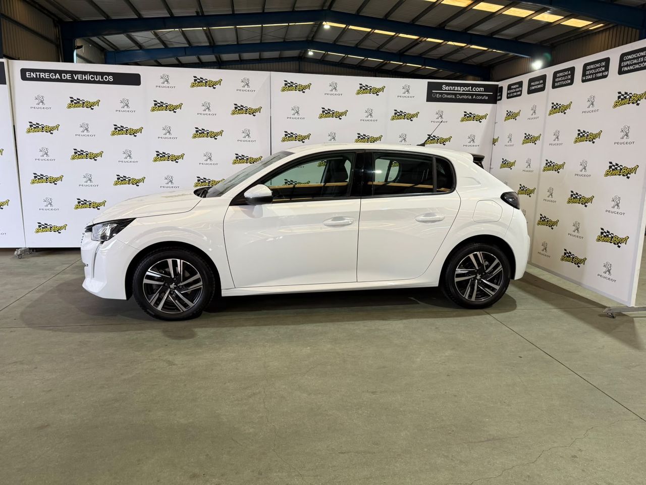 Peugeot 208 PureTech 73kW (100CV) Allure - Foto 3